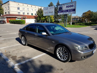 BMW 7 Series foto 4