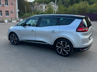 Renault Grand Scenic foto 2