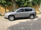 Jeep Compass foto 2