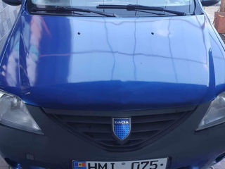 Dacia Logan foto 1