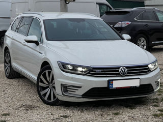 Volkswagen Passat foto 4