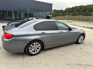 BMW 5 Series foto 5