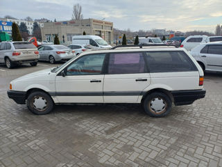 Volkswagen Passat foto 3