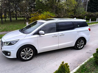 KIA Carnival foto 5