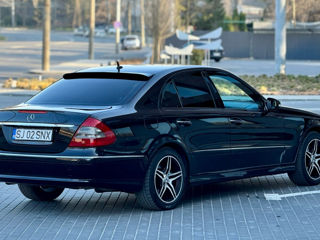 Mercedes E-Class foto 17