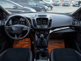 Ford Kuga foto 12