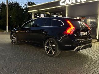 Volvo V60 foto 8