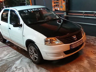 Dacia Logan foto 3