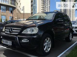 Mercedes ML Class foto 5