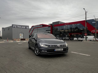 Volkswagen Passat foto 1