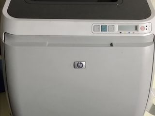 Продам цветной лазерный принтер HP. foto 2