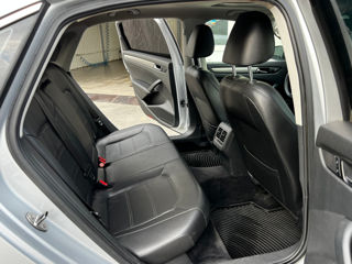 Volkswagen Passat foto 17