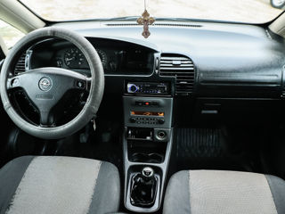 Opel Zafira foto 10