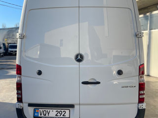 Mercedes Sprinter 319 foto 6