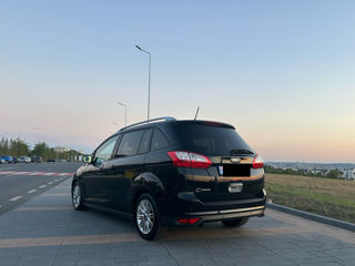 Ford Grand C-MAX foto 3