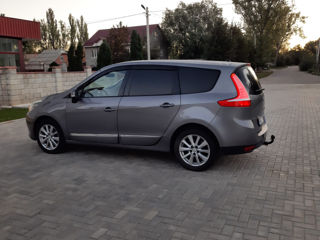 Renault Grand Scenic foto 3