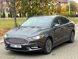 Ford Fusion foto 3