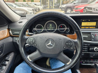 Mercedes E-Class foto 10