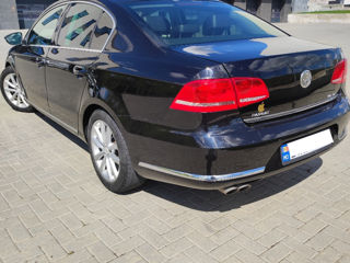 Volkswagen Passat foto 2