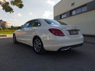 Mercedes C-Class foto 4