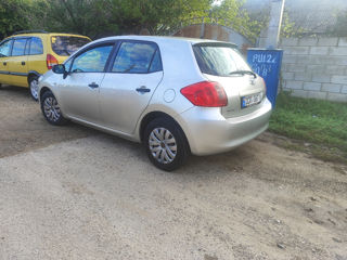 Toyota Auris foto 3