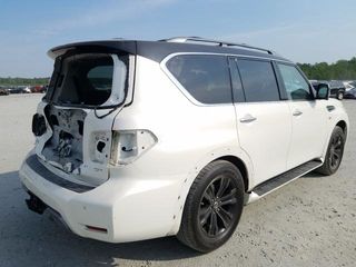 Nissan Armada foto 4