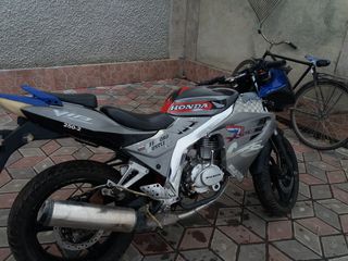 Honda cbr foto 2