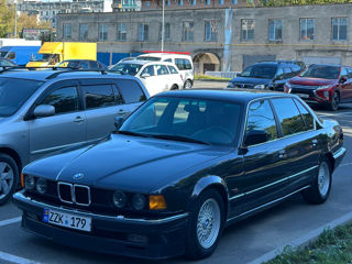 BMW 7 Series foto 2