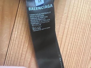 Balenciaga tee foto 4