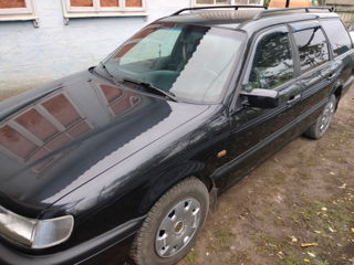 Volkswagen Passat foto 3