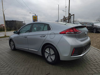 Hyundai IONIQ foto 4