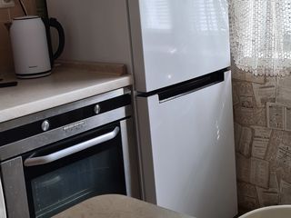 Apartament cu 2 camere, 43 m², Botanica, Chișinău foto 2