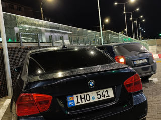 BMW 3 Series foto 8