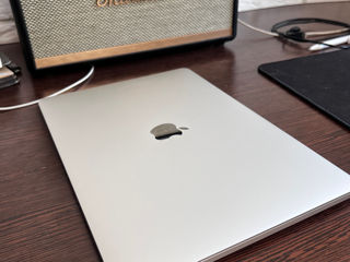 MacBook Pro M1  13'/512GB/Touch Bar foto 1