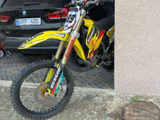 Suzuki RM250 foto 2