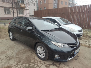 Toyota Auris foto 2