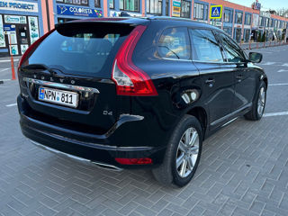 Volvo XC60 foto 2