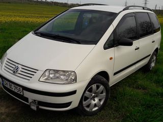 Volkswagen Sharan foto 7