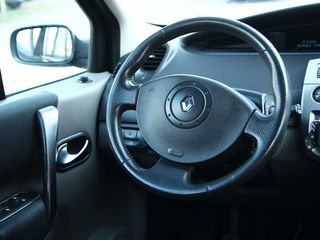 Renault Scenic foto 8