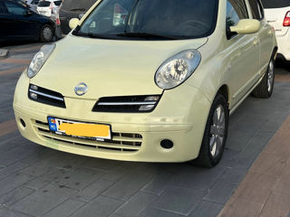 Nissan Micra foto 1