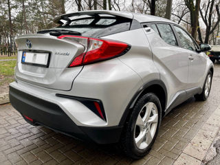 Toyota C-HR foto 4