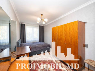 Apartament cu 2 camere, 50 m², Buiucani, Chișinău foto 2