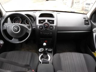 Renault Megane foto 1