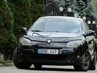 Renault Megane foto 2