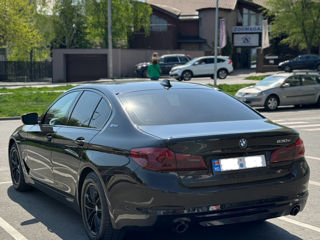 BMW 5 Series foto 4