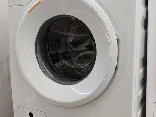 Стиральная машина Miele W1 фото 2