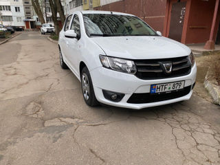 Dacia Sandero foto 2