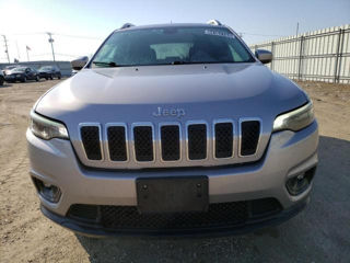 Jeep Cherokee фото 2