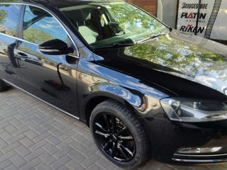 Volkswagen Passat foto 3
