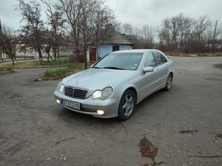 Mercedes C-Class